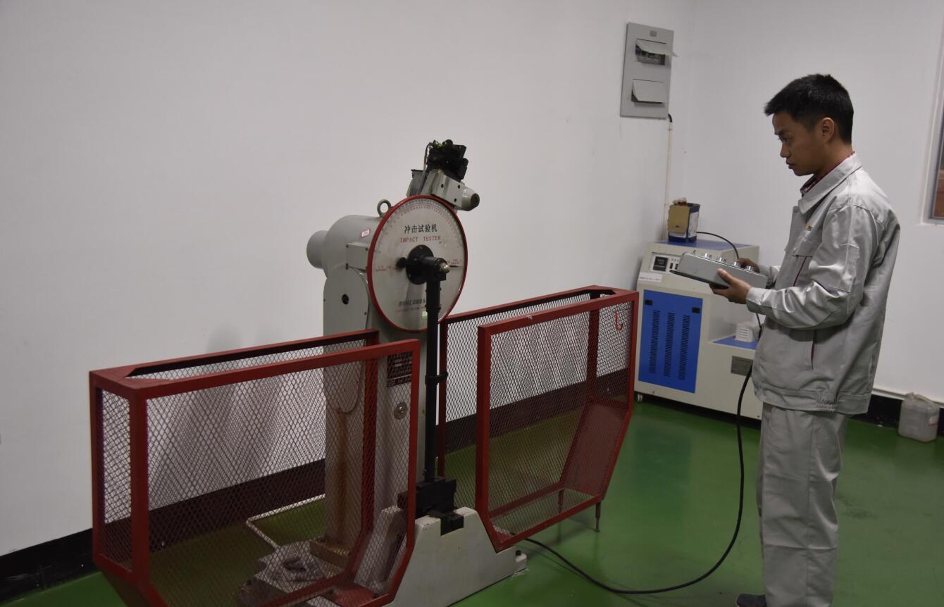 品質，為你<br>行穩致遠，精益求精